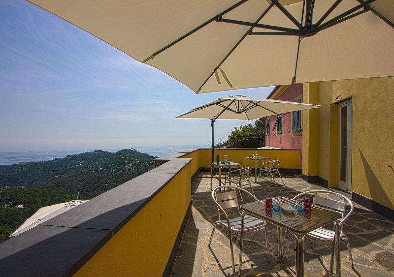 Oltremare Guest House Lavagna Exterior photo